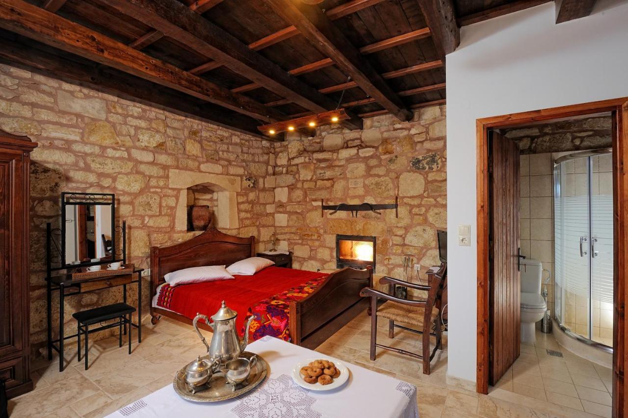 Strofilia Crete Vila